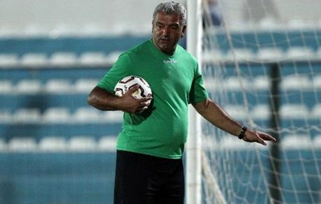 جمعه وداع غمبار پرسپولیسی‌ها و جامعه فوتبال با نادر باقری در کرج