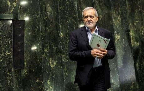 رئیس جمهور درباره لایحه بودجه ۱۴۰۵ به مجلس نامه نوشت