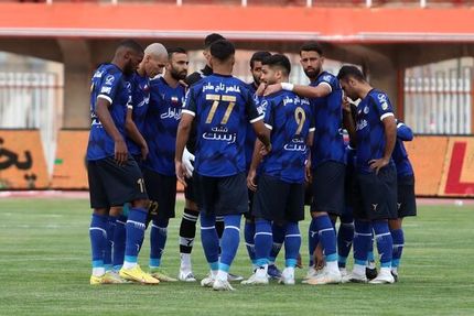 مدافع استقلال، چک باشگاه را برگشت زد