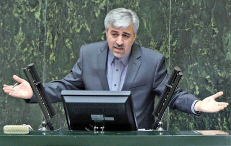 مجلس، سومین کارت زرد را به دولت داد