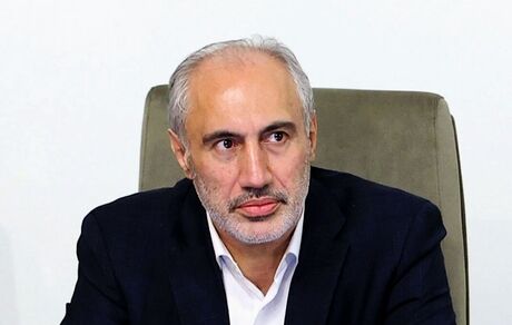 بابت افزایش کم حقوق کارمندان و بازنشستگان عذرخواهی می‌کنیم