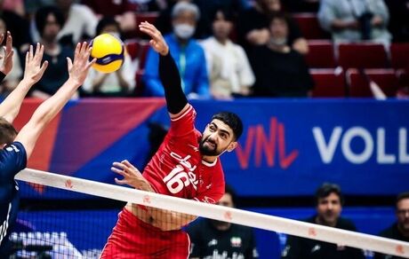 ستاره تیم ملی والیبال، قهرمانی آسیا را هم از دست داد