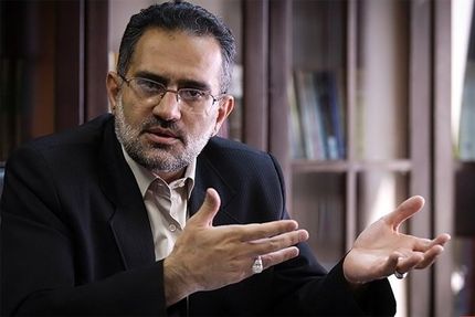 حسینی: هدف اصلاحات اقتصادی کاهش فاصله طبقاتی است