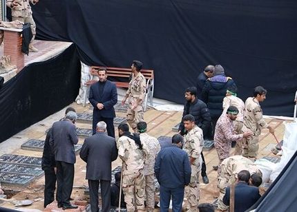 پیکر سردار شهید سلیمانی به گلزار شهدای کرمان رسید/ آغاز مراسم تدفین تا لحظاتی دیگر