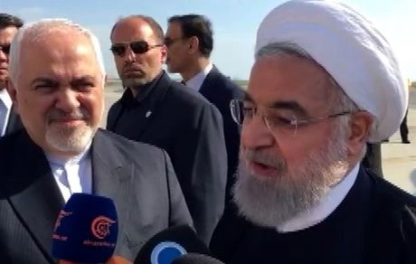 رئیس جمهور در فرودگاه تبریز: به دیدار مردم زلزله‌زده میانه و سراب می‌روم / امروز مهم‌ترین خواسته مردم را افتتاح می‌کنیم