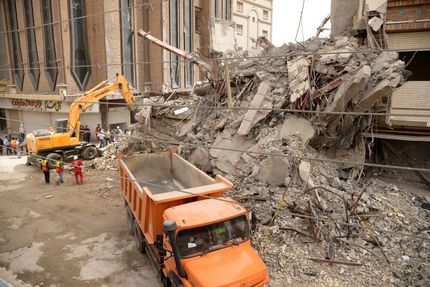 فرماندار آبادان: آمار رسمی جان‌باختگان متروپل ۳۸ نفر است