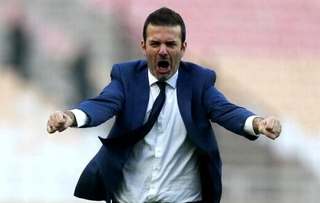 پیام آخر استراماچونی به استقلالی‌ها؛ پولم را به پراگ منتقل کنید! 