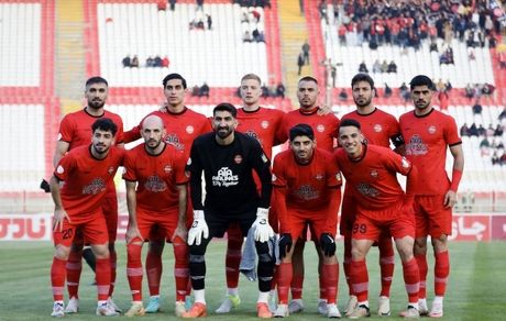 تراکتور تبریز دوباره صدرنشین لیگ برتر فوتبال شد