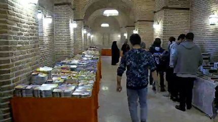 نمایشگاه کتاب در قزوین آغاز شد