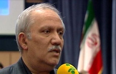 وزارت بهداشت: هر مورد مشکوک «کرونا» نیست؛ آمار مبتلایان را روزانه می‌دهیم