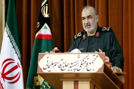 فرمانده کل سپاه: انتقام خون حاج قاسم گرفته خواهد شد