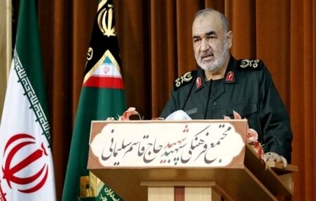 فرمانده کل سپاه: انتقام خون حاج قاسم گرفته خواهد شد