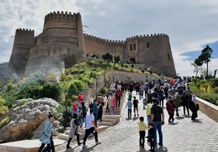 بازدید ۱۴۸ هزار گردشگر از اماکن دیدنی استان لرستان