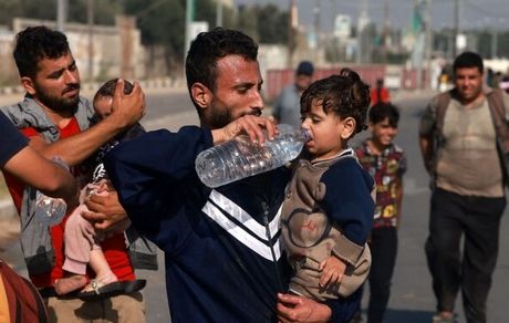 روسیه، محموله ۲۵ تنی کمک‌های بشردوستانه به غزه ارسال می‌کند