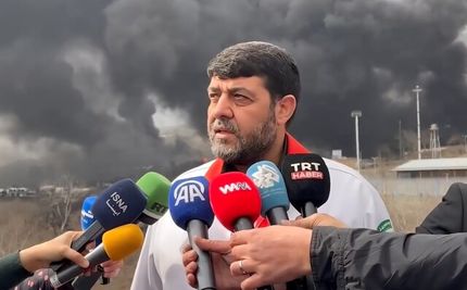 هلال احمر: اوضاع را طوری مدیریت کردیم که در زمینه دارو مشکلی پیش نیاید