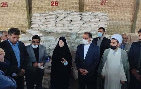 بازدید خداییان از گمرک سلفچگان/ دستور تعیین تکلیف خودروهای لوکس
