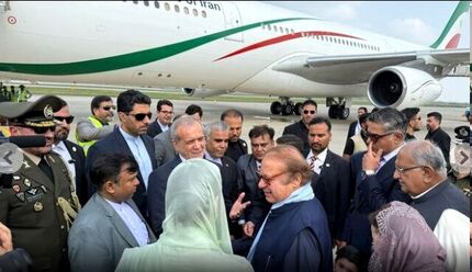 رئیس جمهور وارد شهر لاهور پاکستان شد