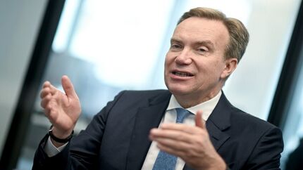 استعفای رئیس مجمع جهانی اقتصاد داووس بخاطر اپستین
