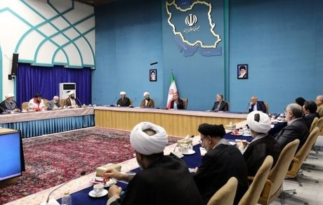 رئیس جمهور: مسجد فقط محل عبادت نیست