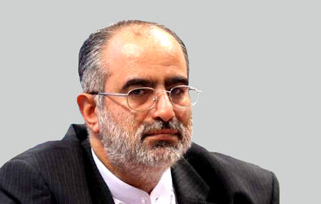 آشنا: رایزنی‌های سنگینی انجام شده تا منشور حقوق شهروندی اجرایی شود