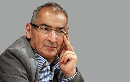 زیباکلام: چرا نتوانستیم از نقش افراد ، شخصیتها و نهادهای مدنی در ناآرامی های اخیر بهره بگیریم؟