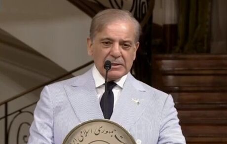 نخست وزیر پاکستان، هیات های ایران و امریکا را برای مذاکره در این کشور دعوت کرد