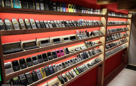 واردات تلفن همراه سه برابر شد/ نباید مشکلی در عرضه باشد