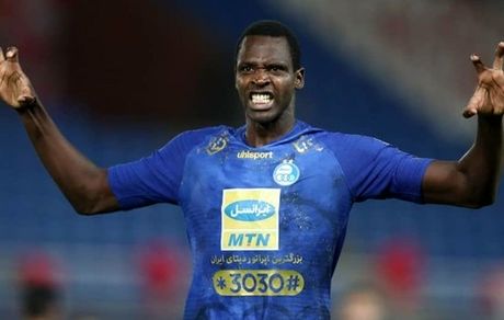 شوک ۴۳۸ هزار دلاری دیاباته به استقلال/ آقای گل لیگ برتر تهدید به فسخ قرارداد کرد