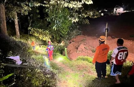 خسارت و تلفات شدید رانش زمین در اندونزی