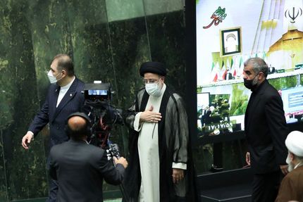 رئیس جمهور در مجلس حضور یافت