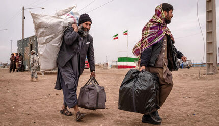 تکذیب اسکان مهاجران افغانستانی اخراجی از پاکستان در ایران