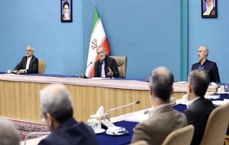باید با مردم در زمینه اصلاحات اقتصادی ضروری صحبت کنیم