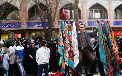 افزایش حقوق جلوی گسترش مشاغل کاذب را می‌گیرد