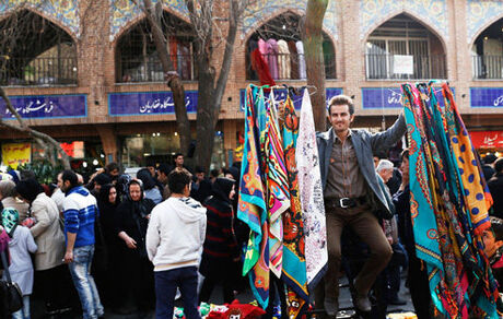 افزایش حقوق جلوی گسترش مشاغل کاذب را می‌گیرد