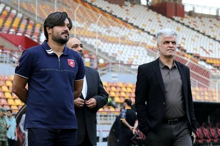 سرمربی پیکان استعفا کرد / خودروسازان مخالفت کردند