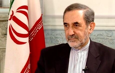 ولایتی پیام احوال پرسی رهبر انقلاب از «بشار اسد» را ابلاغ کرد