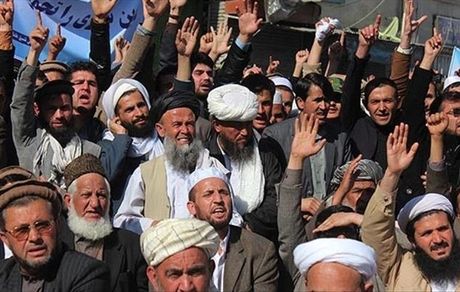 افغانستانی‌ها علیه بایدن تظاهرات کردند