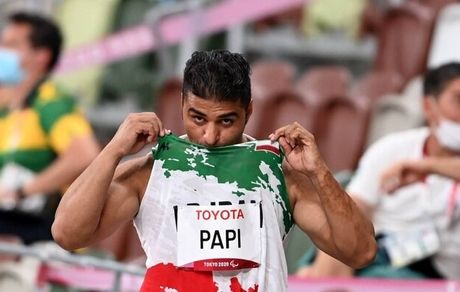 پاپی با رکوردشکنی به نقره توکیو رسید