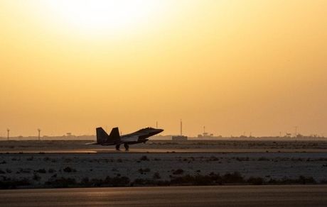 آمریکا، جنگنده‌های اف-۲۲ به امارات فرستاد