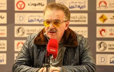 زنوزی، تاج و فدراسیون فوتبال را تهدید کرد