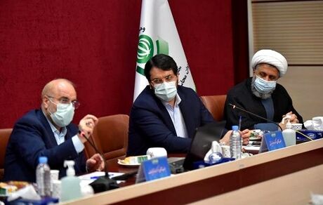 قالیباف: کسری بودجه به معنای دست کردن در جیب مردم است