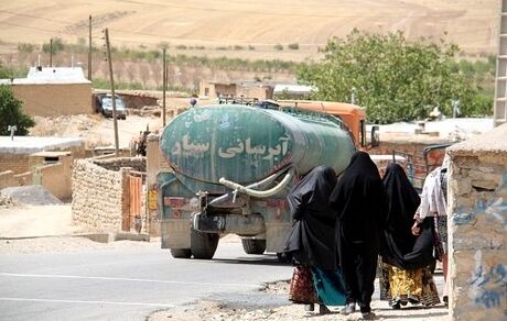 ۵۰۰۰ روستای کشور فاقد تاسیسات و آب است