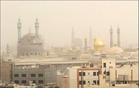 آلودگی هوا به قم رسید