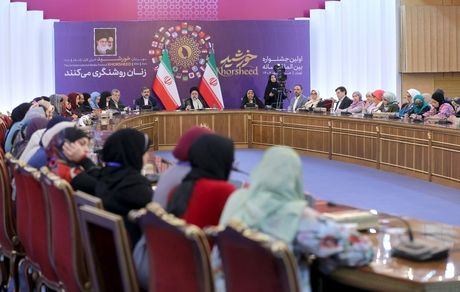 ادعاهای غربی‌ها درباره حقوق زنان صرفا برای استفاده ابزاری است