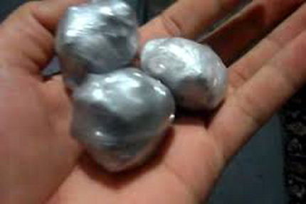 مصدومیت یک نفر در محله فلاح تهران در پی انفجار موادمحترقه