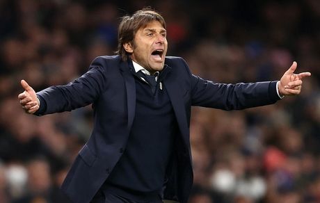 سرمربی ایتالیایی تاتنهام هم کرونا گرفت