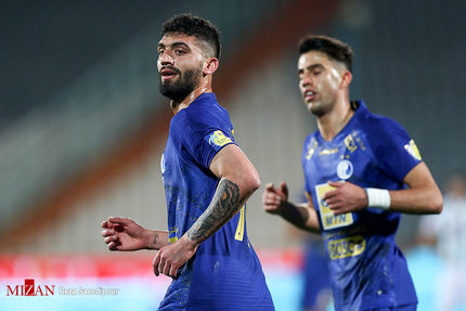 شایعه جدایی مدافع استقلال تکذیب شد