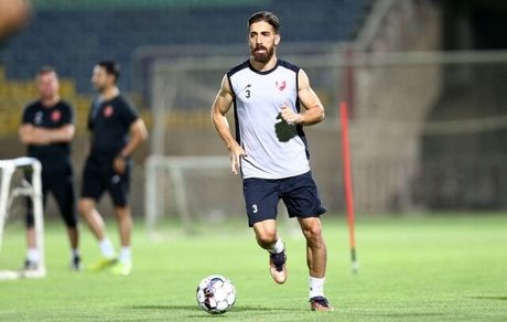 قرارداد مدافع پرسپولیس تمدید شد