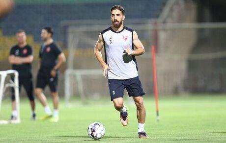 قرارداد مدافع پرسپولیس تمدید شد