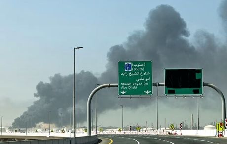 پالایشگاه الرویس در ابوظبی بدلیل حمله پهپادی تعطیل شد